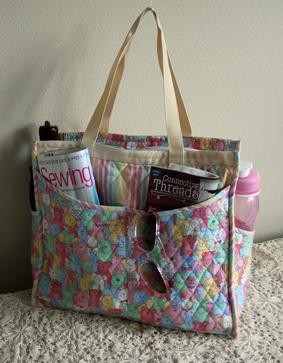 Quilted tote bag with pockets sale