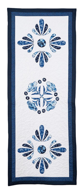 Delft Blues Table Runner Kit