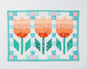 Vintage Tulips Mini Quilt Pattern Download