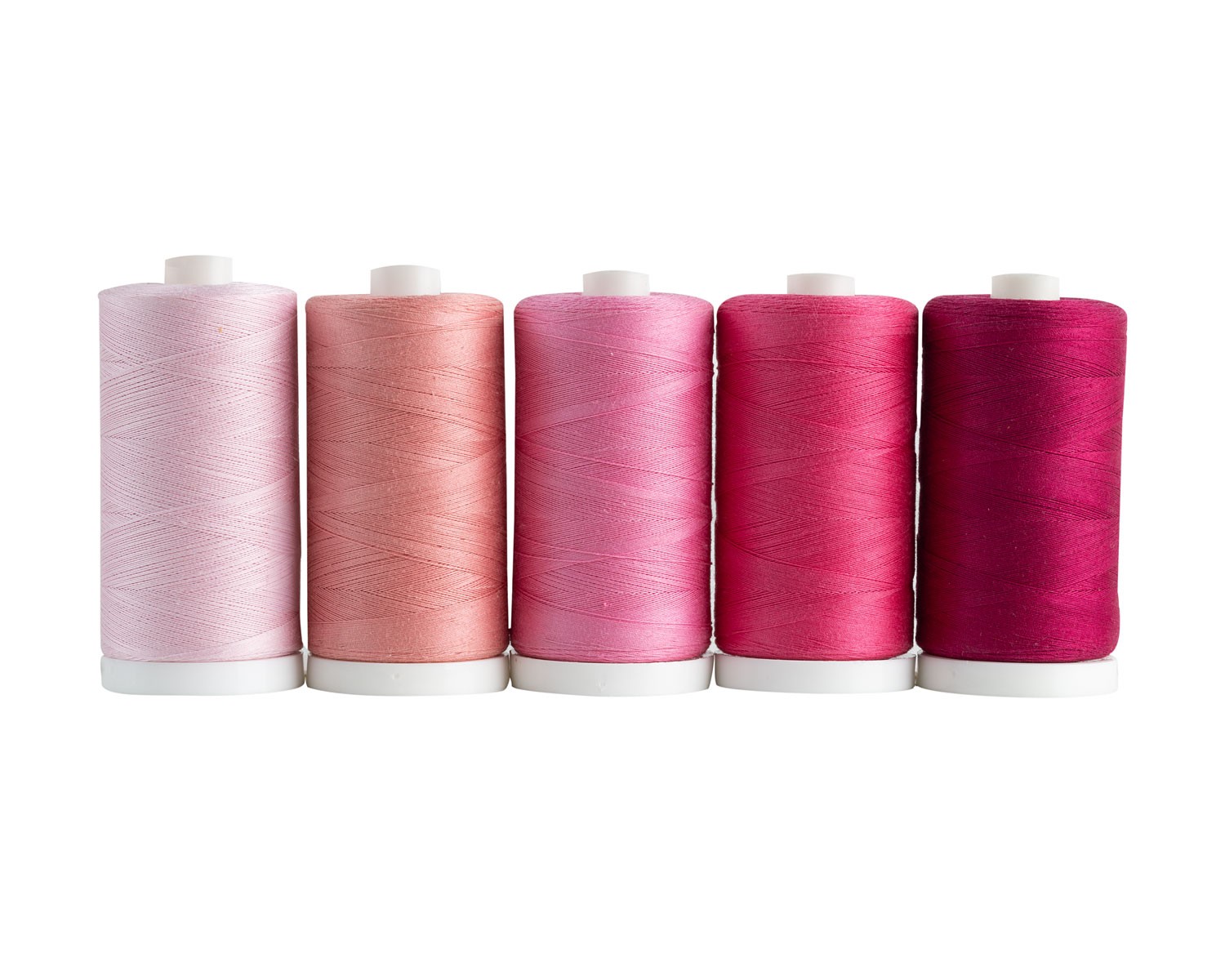 How To Choose The Right Thread For Sewing ⋆ A Rose Tinted World