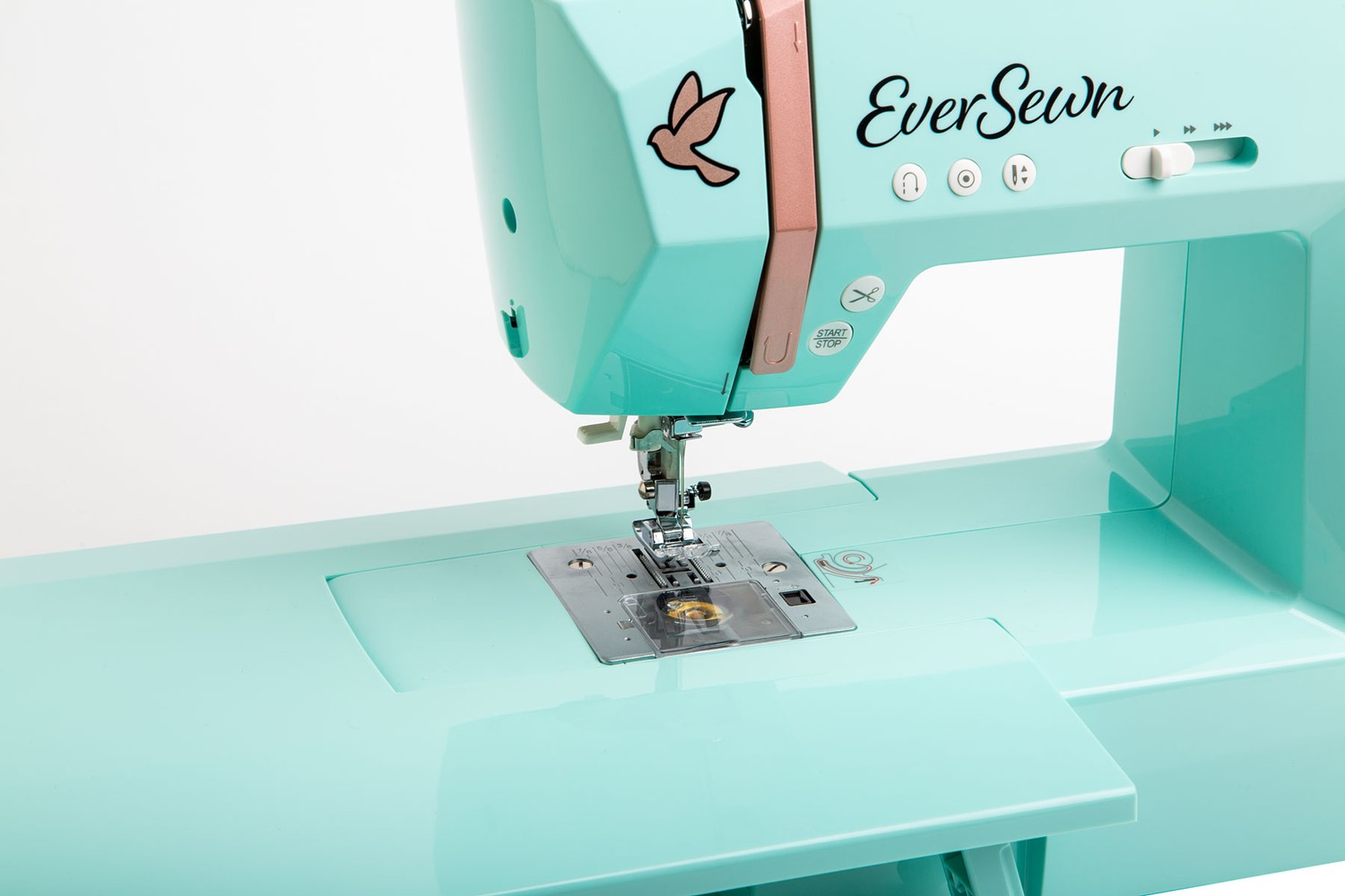 Eversewn Charlotte Sewing Machine