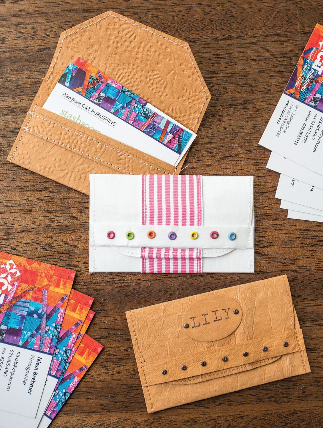 Kraft-Tex Gift Card Holder Pattern Download | Connecting Threads Kraft-Tex Gift Card Holder Pattern Download | Connecting Threads