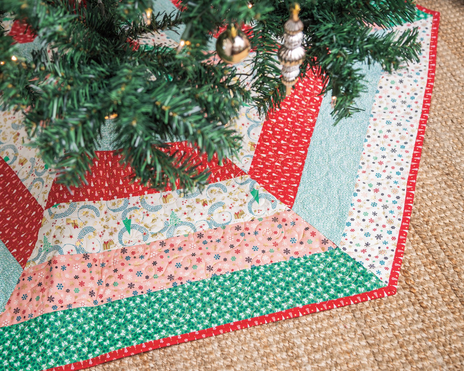 Holiday Magic Holly Jolly Wider Medium Tree Skirt Cotton Fabric Quilt Kit by A Bright Corner